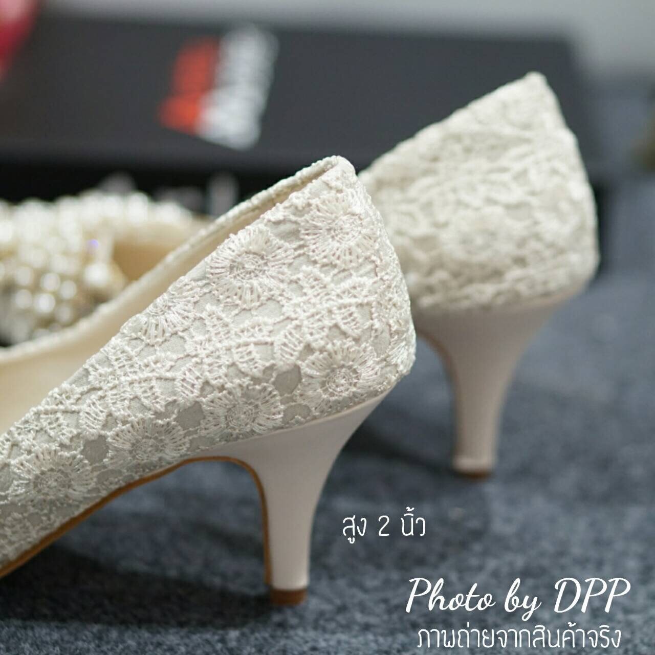 พร้อมส่ง : รองเท้าคัทชูลูกไม้ประดับมุข