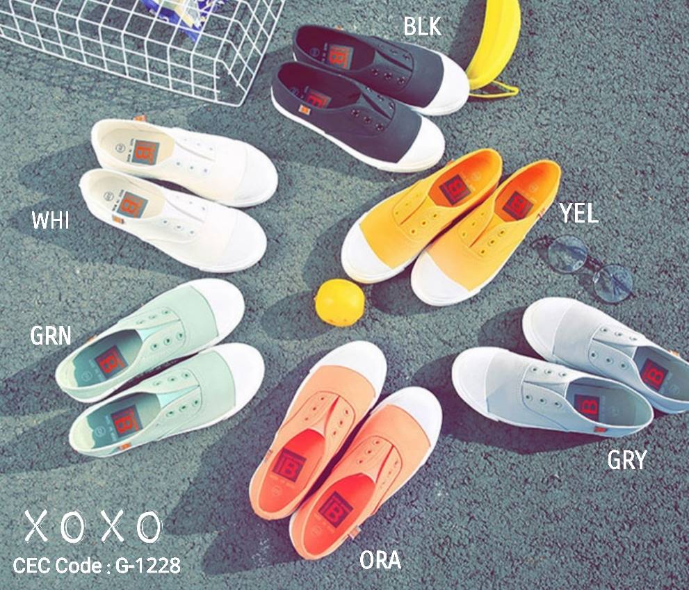 รองเท้าผ้าใบสีลูกกวาดไร้เชือก (6สี)