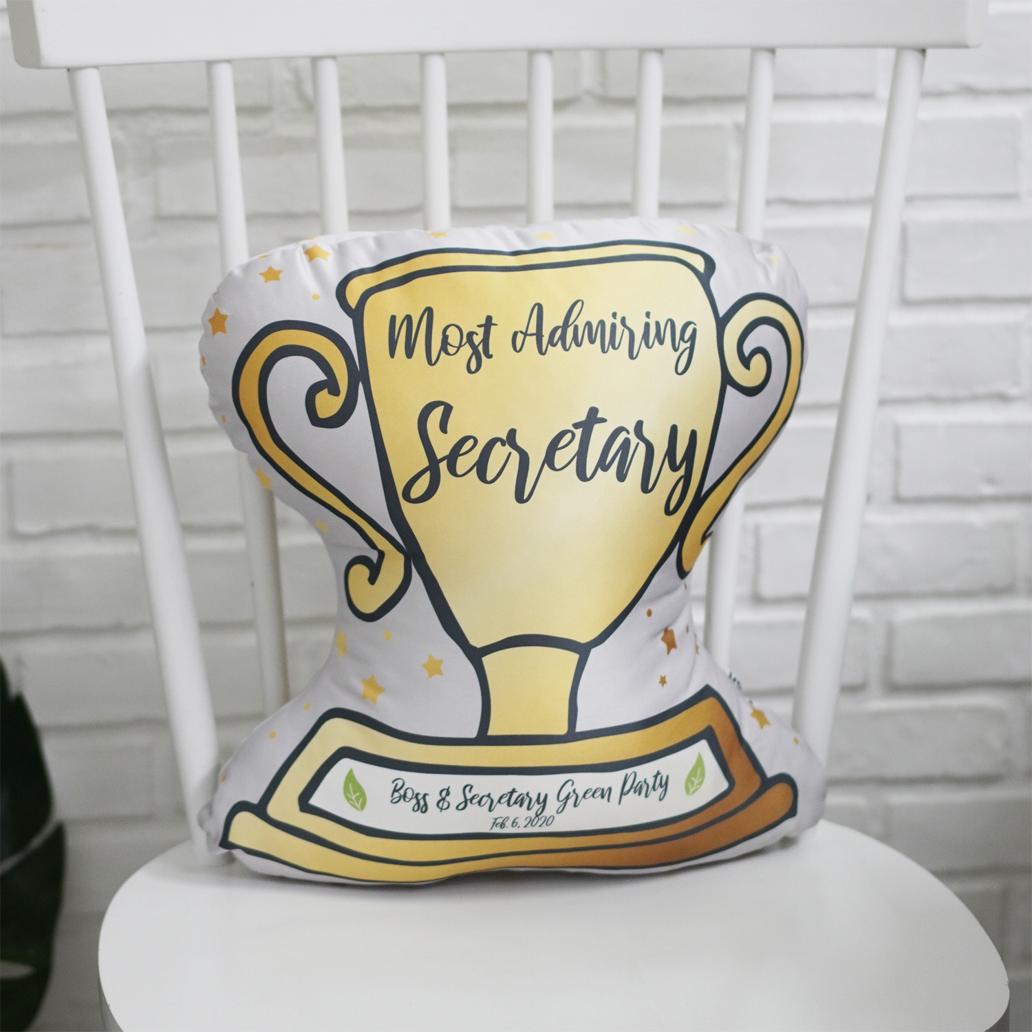 หมอนสั่งทำใส่ข้อความ ลายถ้วยรางวัล - Trophy