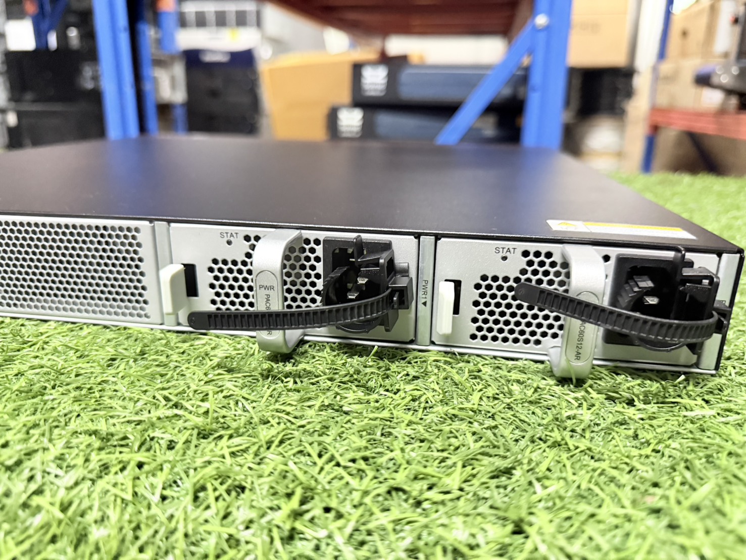 สวิตช์ Huawei Cloud Engine S5335-S32ST4X