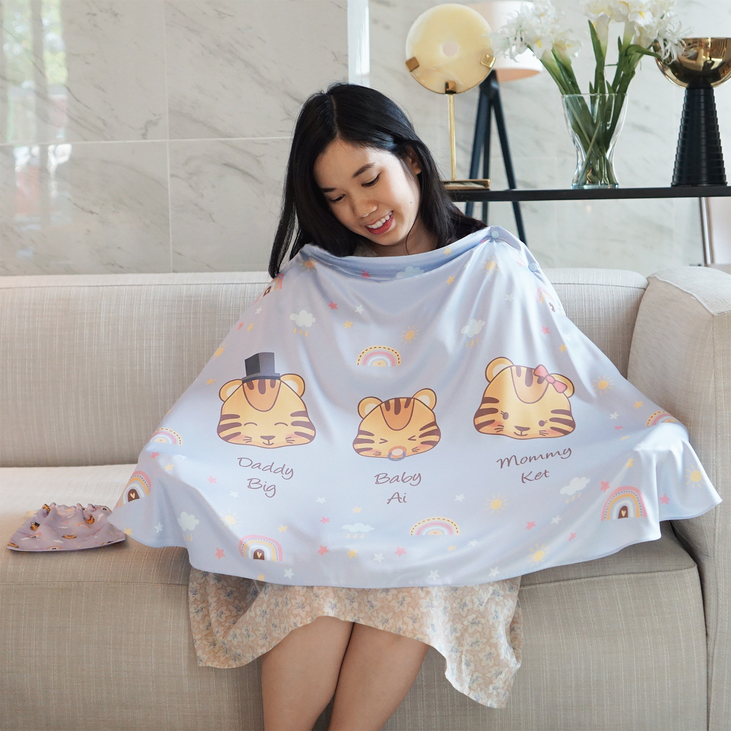ผ้าคลุมให้นม 3in1 (รุ่นมีกระดุม ถอดโครงได้) แบบสั่งทำใส่ชื่อ ลาย Tiger - Lavender