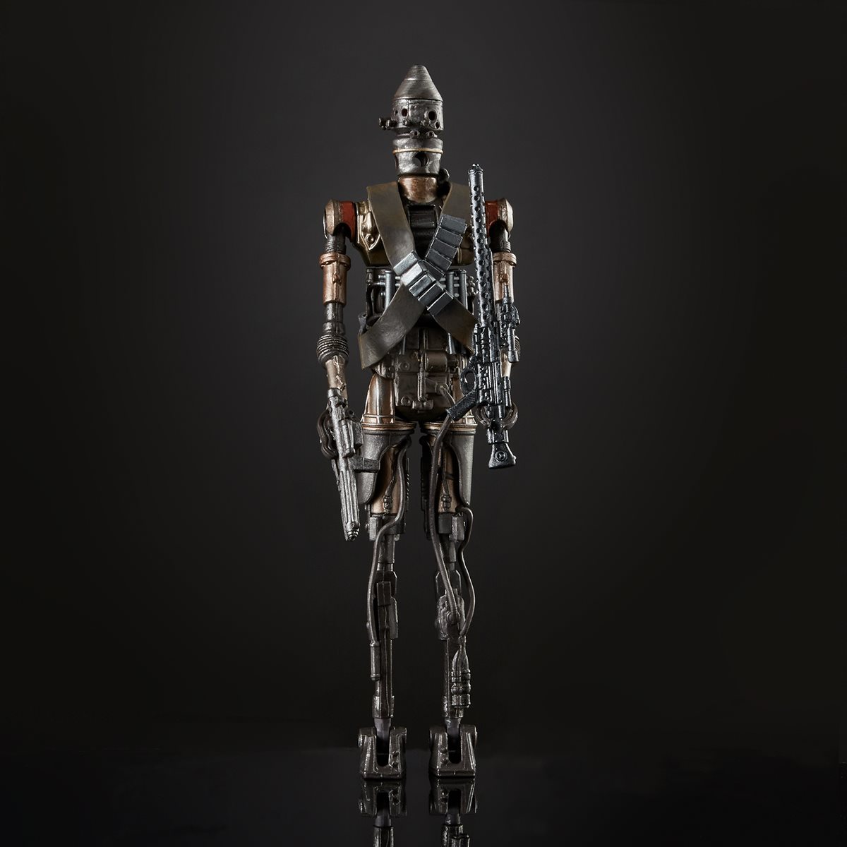 Hasbro Star Wars The Black Series IG-11 Droid 6-inch-scale Figure ฮาสโบร สตาร์ วอร์ส เดอะ แบล็ค ซีรีส์ หุ่นโมเดลฟิกเกอร์ หุ่นยนต์ไอจี-11 ขนาด 6 นิ้ว ลิขสิทธิ์แท้