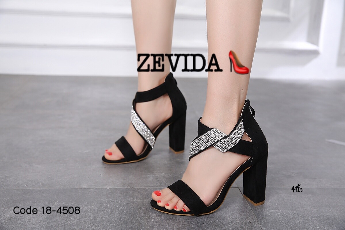 รองเท้าส้นตัน Style Jimmy Choo (สีครีม)