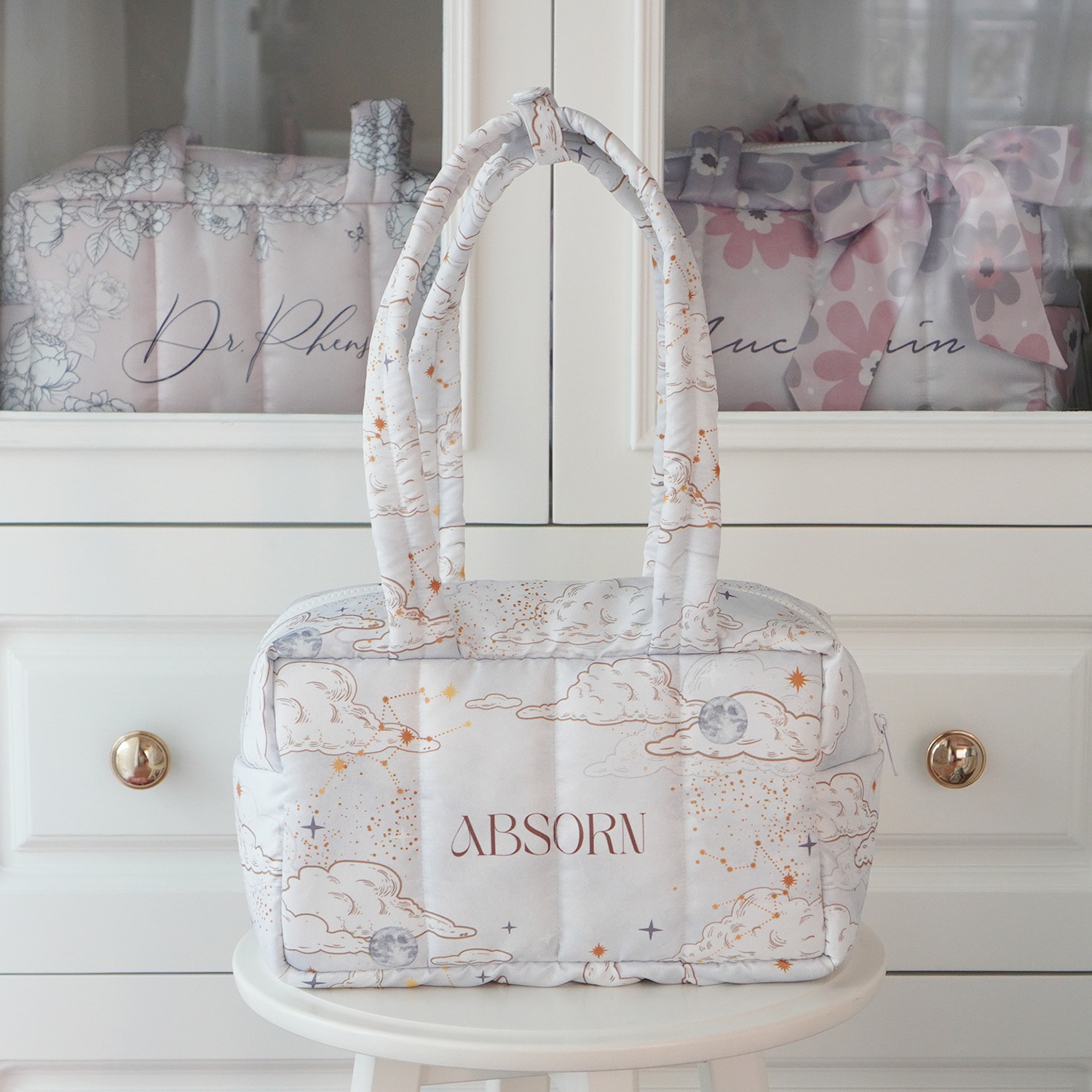 Fluffy Bowling Bag กระเป๋านุ่มนิ่ม ทรง Bowling สั่งทำใส่ข้อความ ลาย Zodiac - Grey