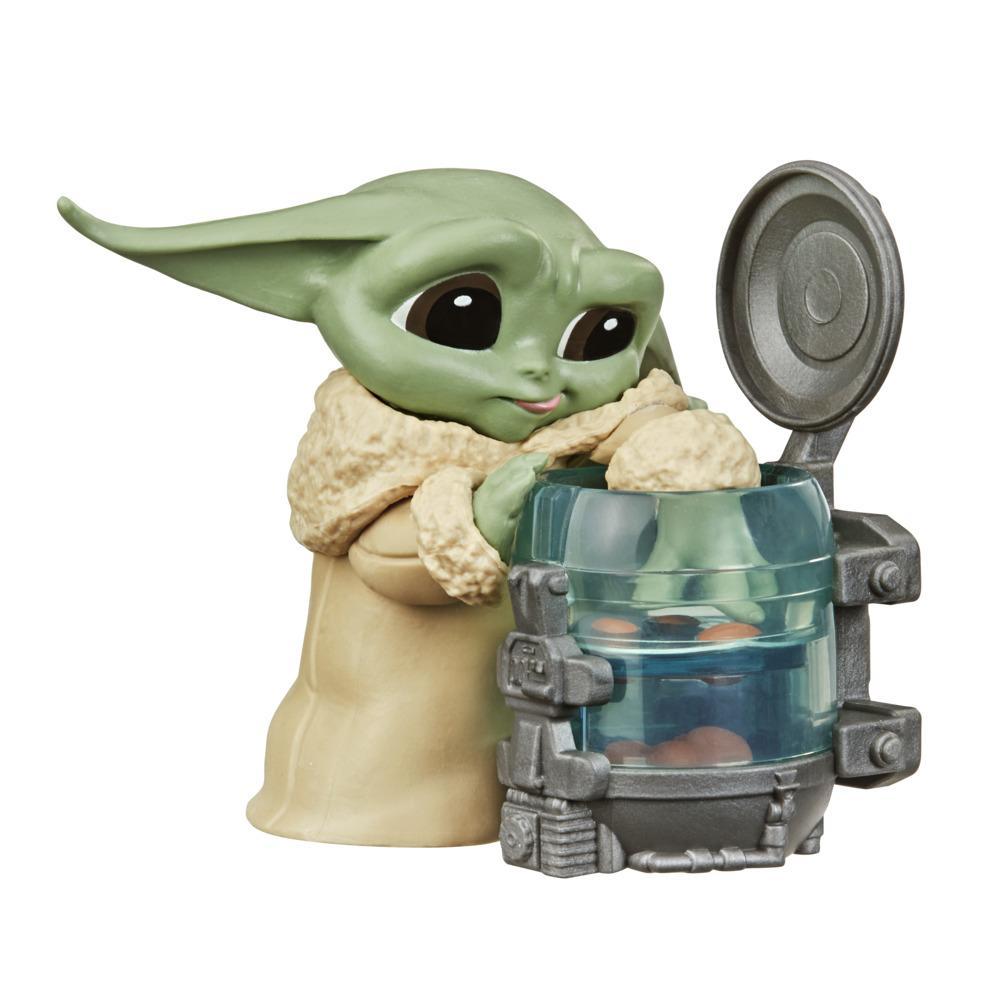 Hasbro Star Wars The Bounty Collection Series 3 The Mandalorian The Child “Baby Yoda” Curious Child Pose Figure ฮาสโบร สตาร์ วอร์ส แมนดาโรเลี่ยน หุ่นโมเดลฟิกเกอร์ เบบี้ โยดา คิวเรียส ไชลด์ โพส ขนาด2.25 นิ้ว ลิขสิทธิ์แท้