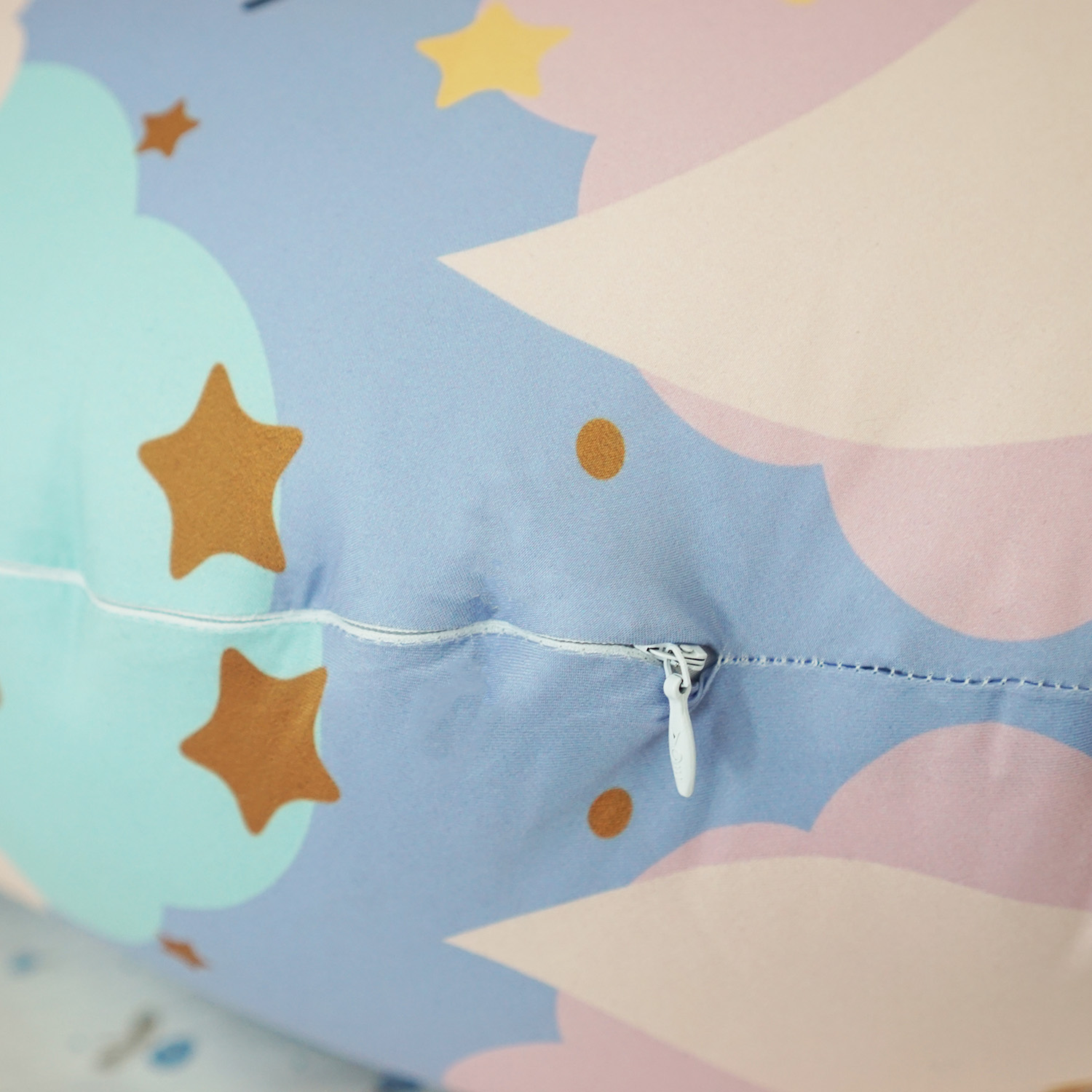 หมอนรองให้นม สั่งทำใส่ชื่อ ลาย Moon - Lavender