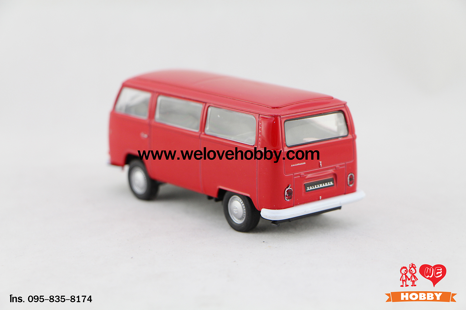 โมเดลรถตู้โฟล์คคลาสสิค 1972 Volkswagen Type 2 Bus สีแดง Scale 1:34-1:39