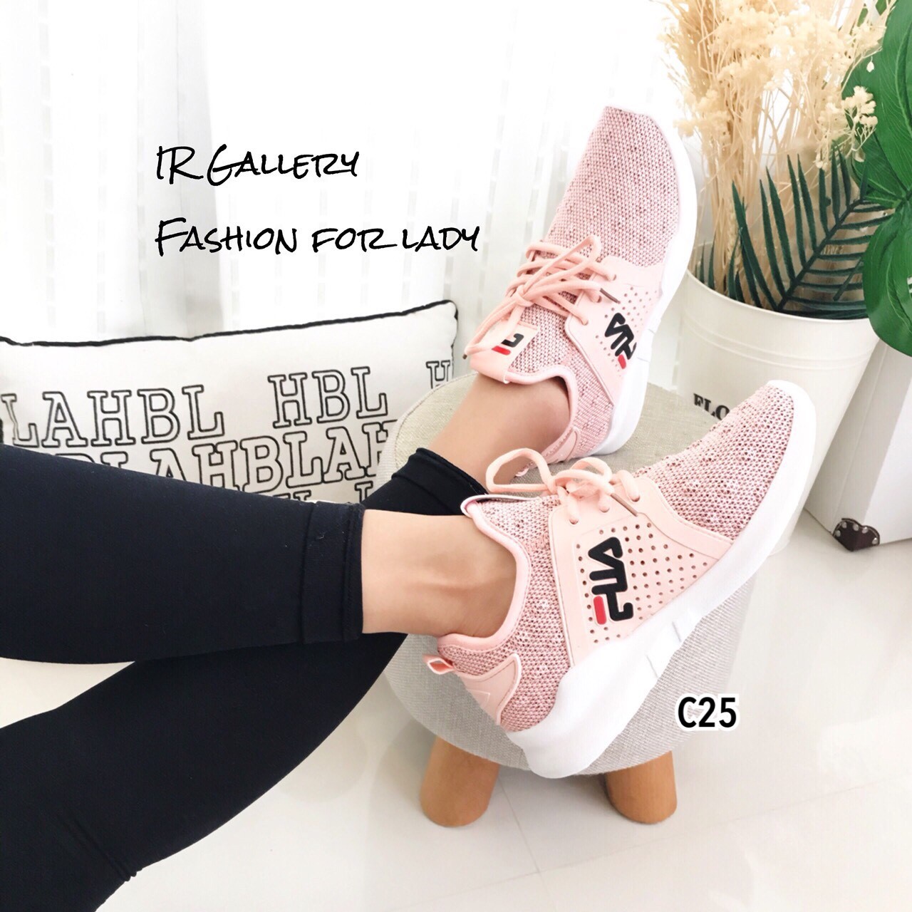 รองเท้าผ้าใบทรงSport Style Fila (สีขาว)