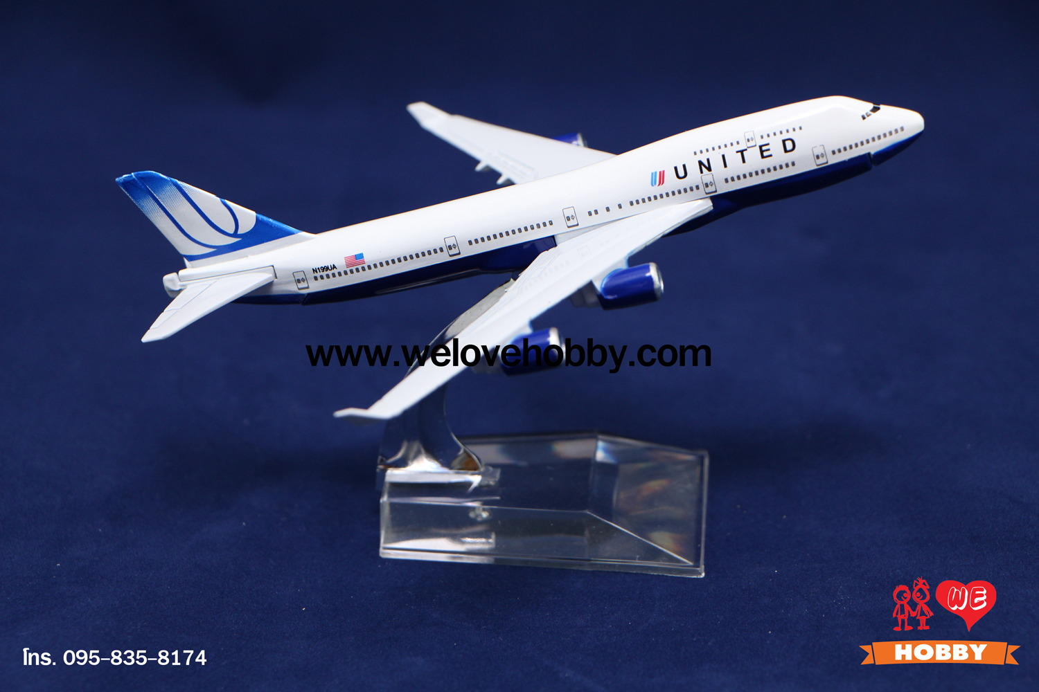 โมเดลเครื่องบิน United Airlines สหรัฐอเมริกา (Boeing 747-400) สีขาว-น้ำเงิน