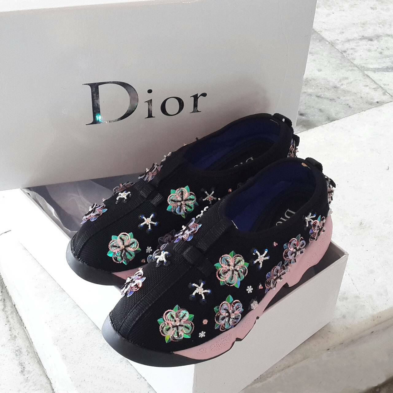 พร้อมส่ง : รองเท้าผ้าใบ Dior Fusion Sneakers (ดำดอกชมพู)