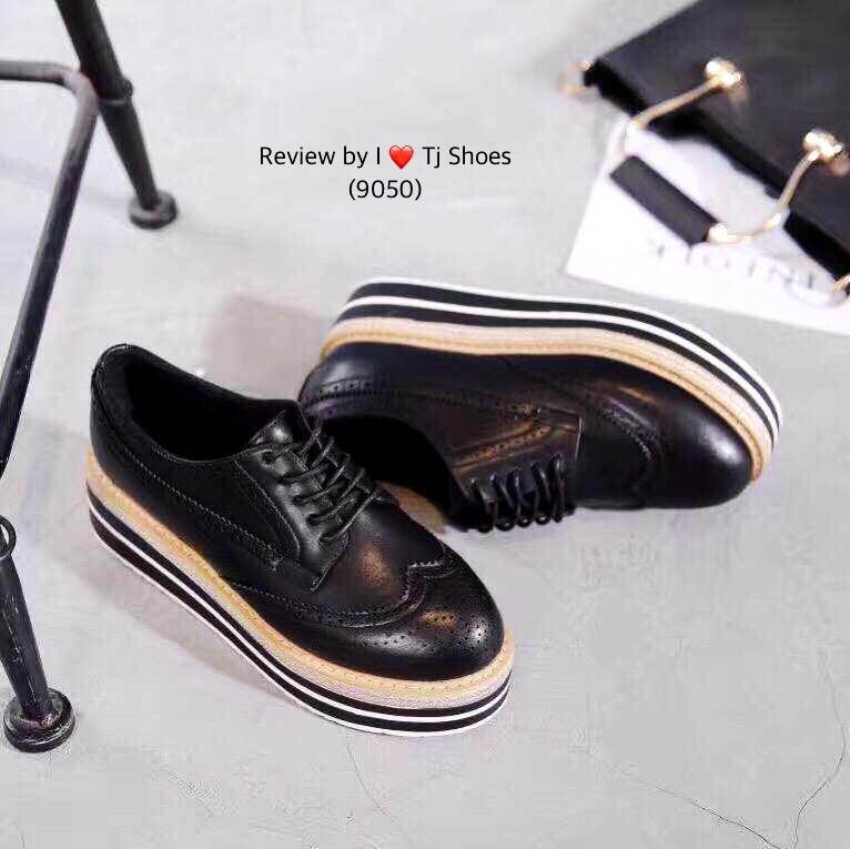รองเท้า Oxford เสริมส้น (สีดำ)