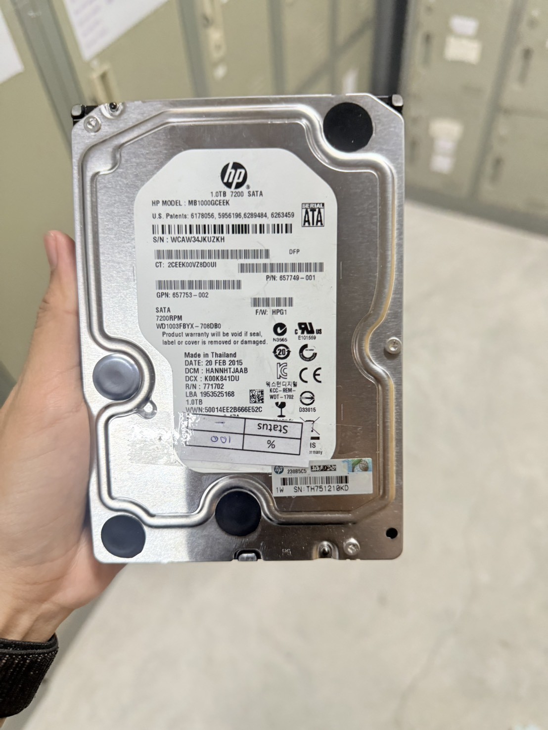 ฮาร์ดดิสก์ HP 1TB SATA 3.5 6Gbps 7200RPM"