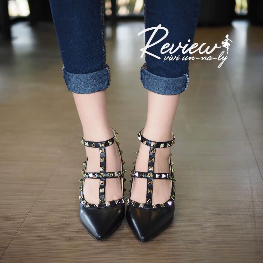 รองเท้า Valentino Heels 2.5 นิ้ว (สีดำ)