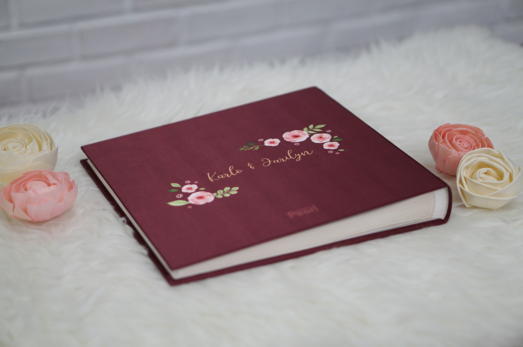 สมุดเซ็น สมุดอวยพร แบบสั่งทำใส่ชื่อ ลาย Rose - Burgundy