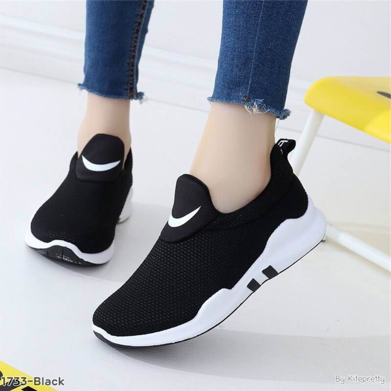 รองเท้าผ้าใบเรียบทรงสวมสไตล์Sport (สีชมพู)