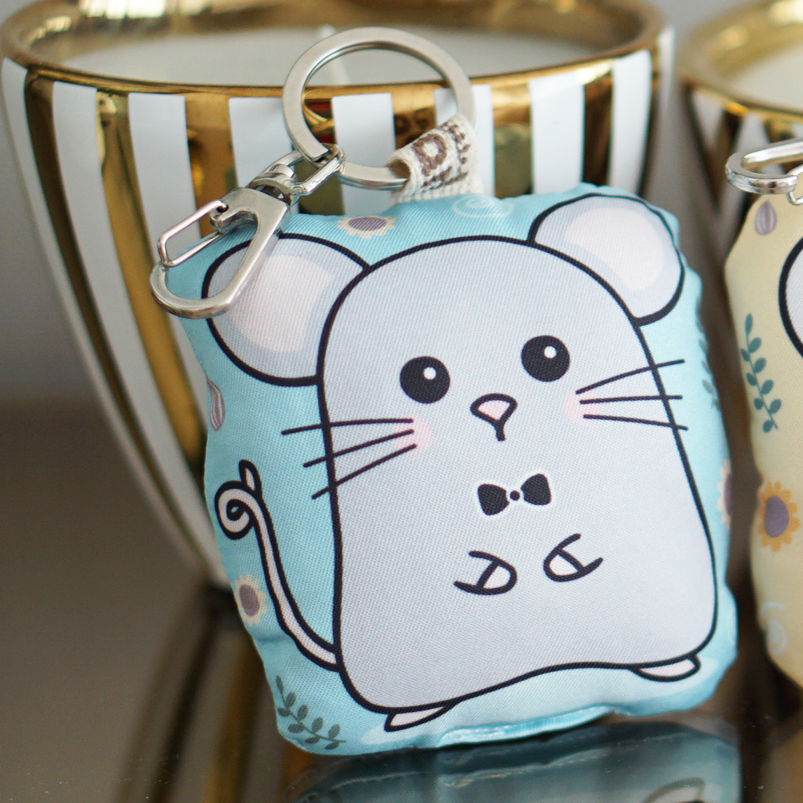 พวงกุญแจพร้อมส่ง ลาย Mini Mouse - Blue