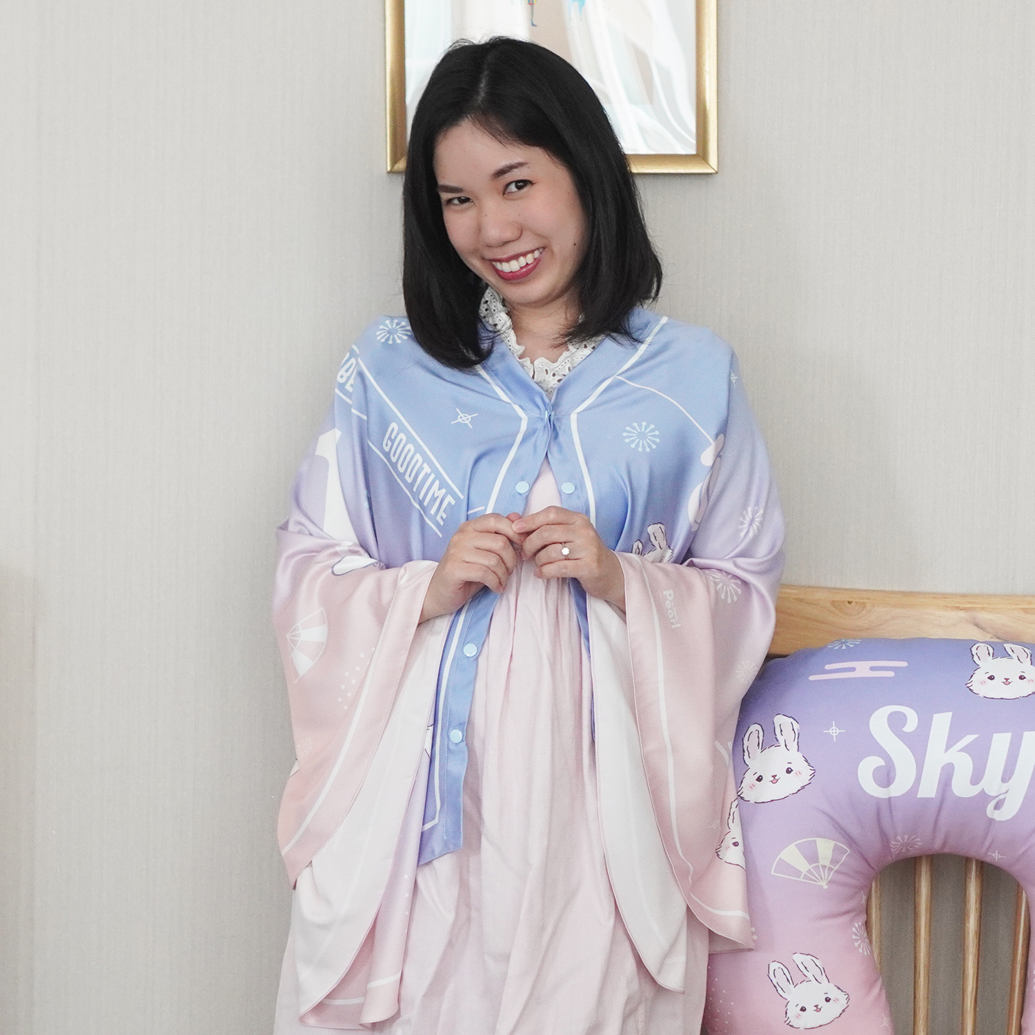 ผ้าคลุมให้นม 3in1 (รุ่นมีกระดุม ถอดโครงได้) แบบสั่งทำใส่ชื่อ ลาย Chinese Calendar - Blue Pink