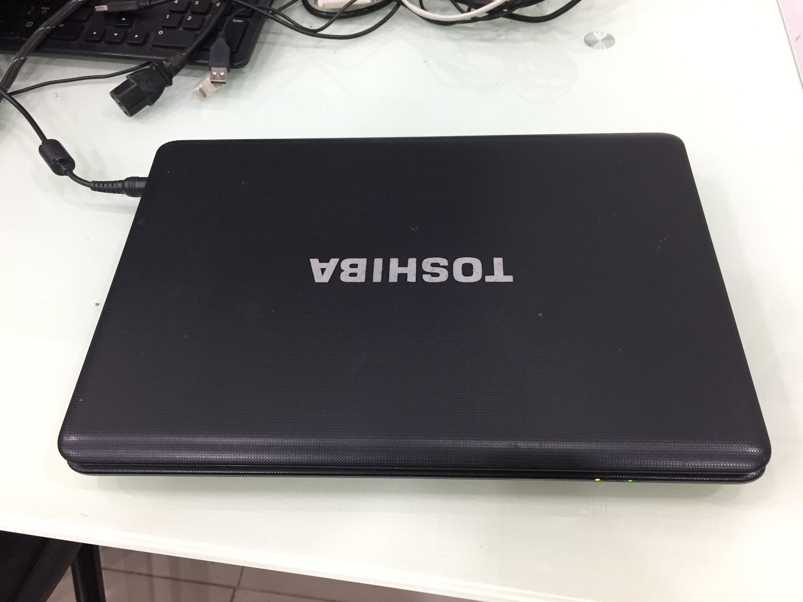 TOSHIBA Satellite C640