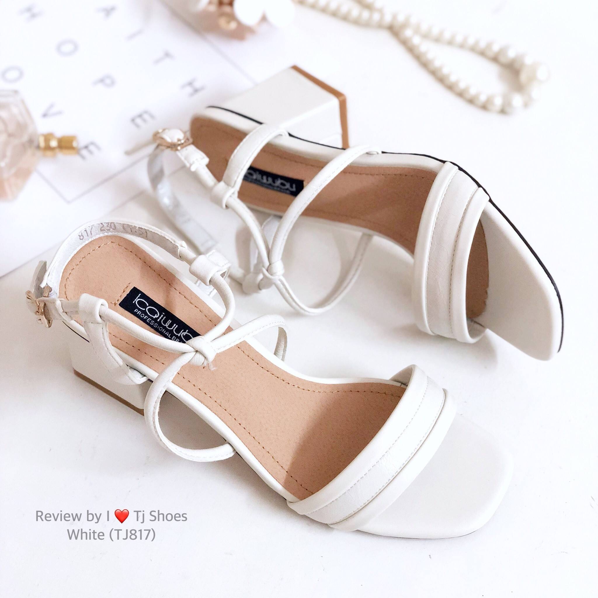 รองเท้าส้นตันสายคาดนิ่ม (สีครีม)