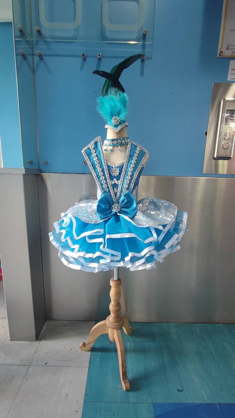 ชุดเกล็ดพับคู่หน้า ชุดดรัมเมเยอร์ ชุดดรัมเมเยอร์เด็ก ชุดเชียร์ลีดเดอร์เด็ก ชุดเชียร์ลีดเดอร์