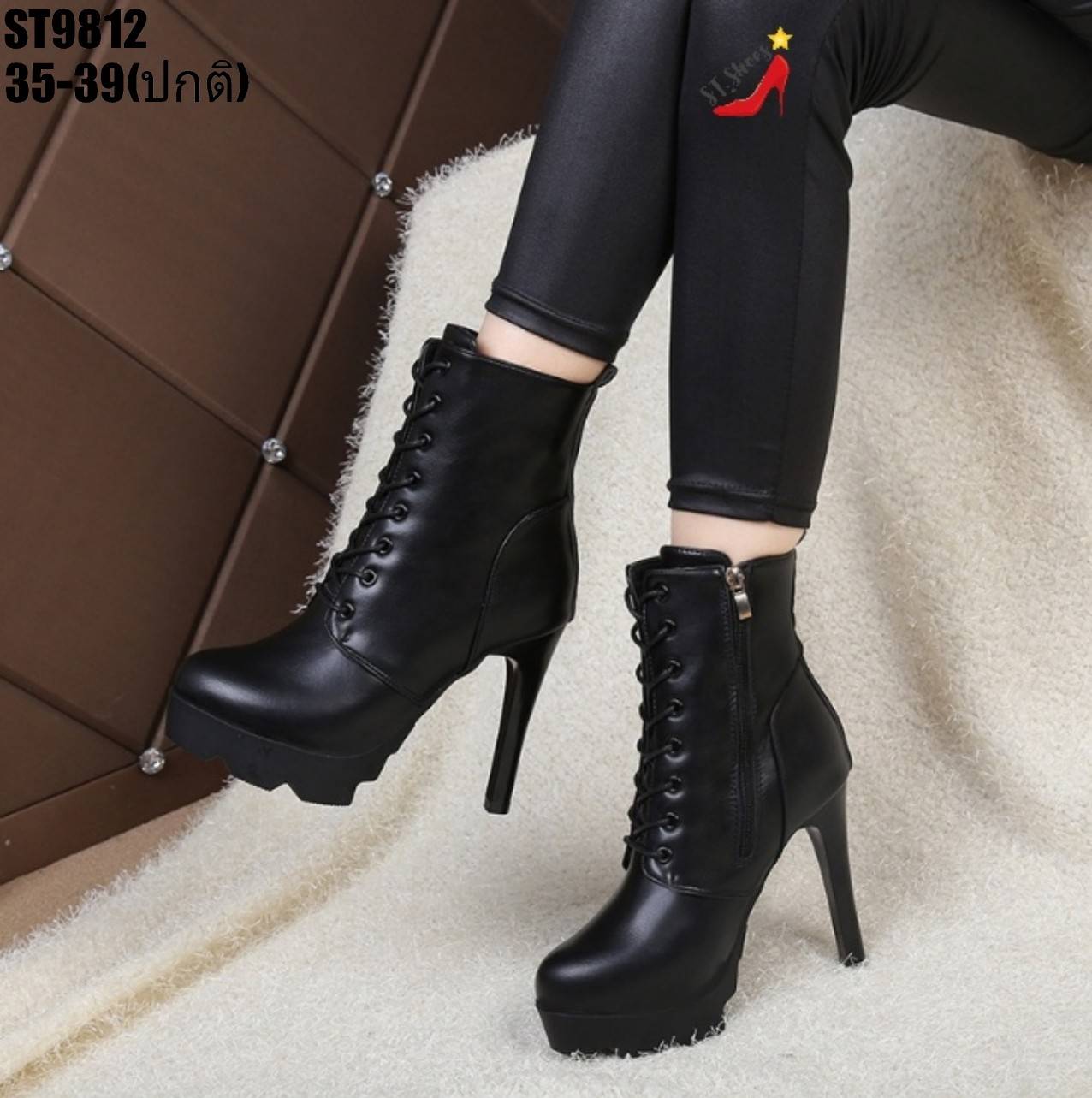 รองเท้าบูทส้นสูงทรงหุ้มข้อ