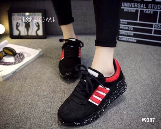 รองเท้าผ้าใบ Sport แถบทูโทน (สีดำ)