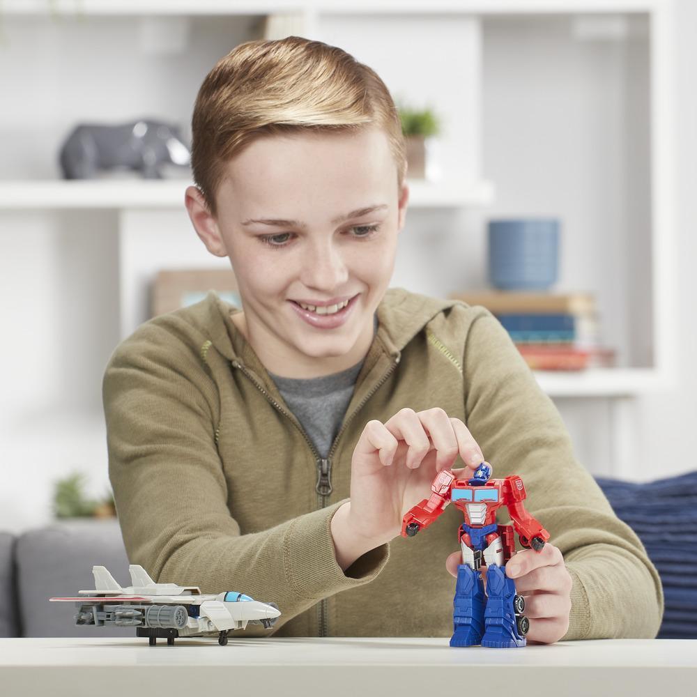 Hasbro Transformers Cyberverse Spark Armor Optimus Prime Action Figure ฮาสโบร ทรานสฟอเมอร์ส ไซเบอร์เวิร์ส สปาร์ค อาร์เมอร์ หุ่นยนต์ออพติมัส ไพรม์ ขนาด 5 นิ้ว ลิขสิทธิ์แท้