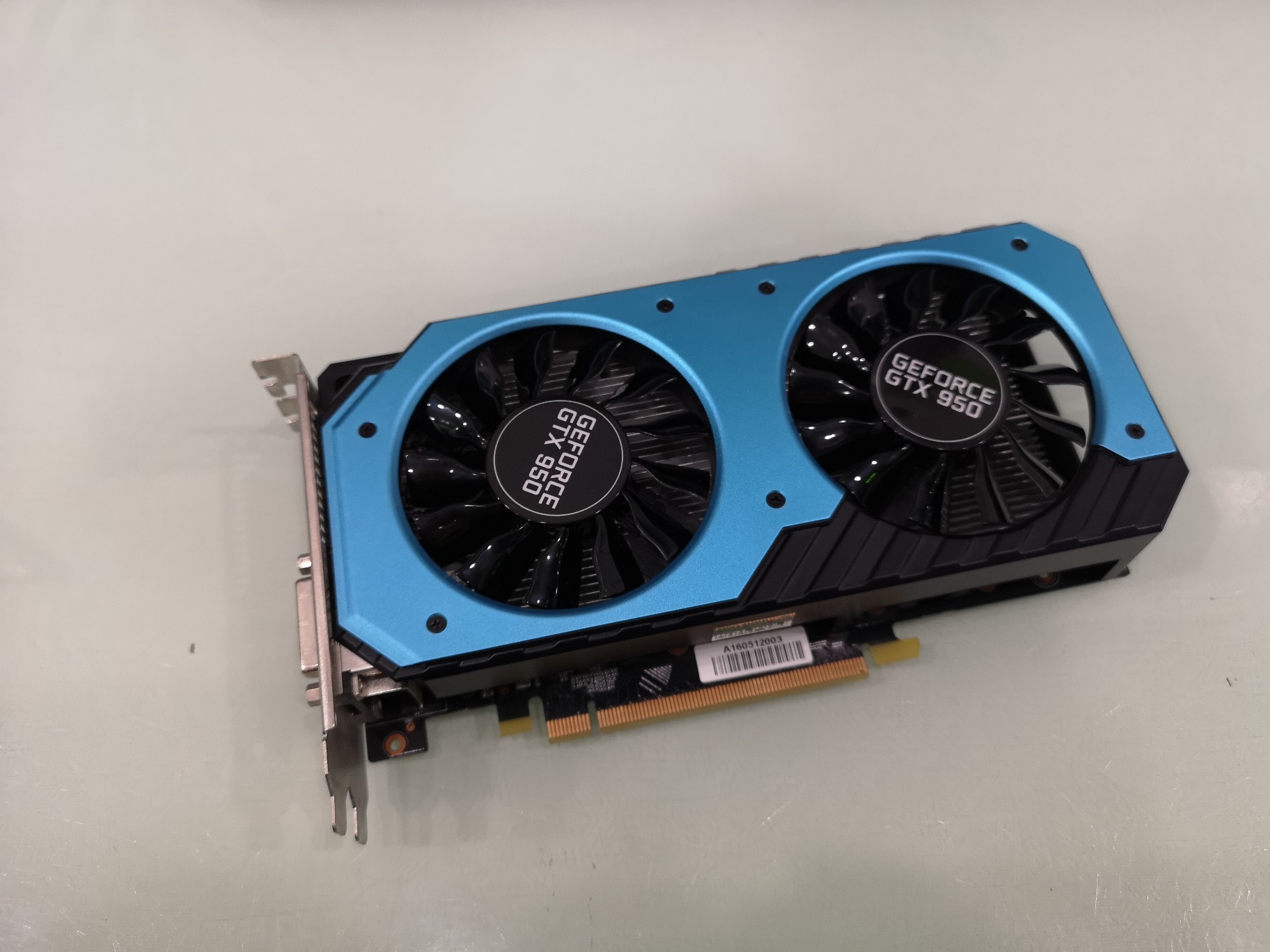 PALIT GTX 950 StormX Dual 2GB. DDR-5