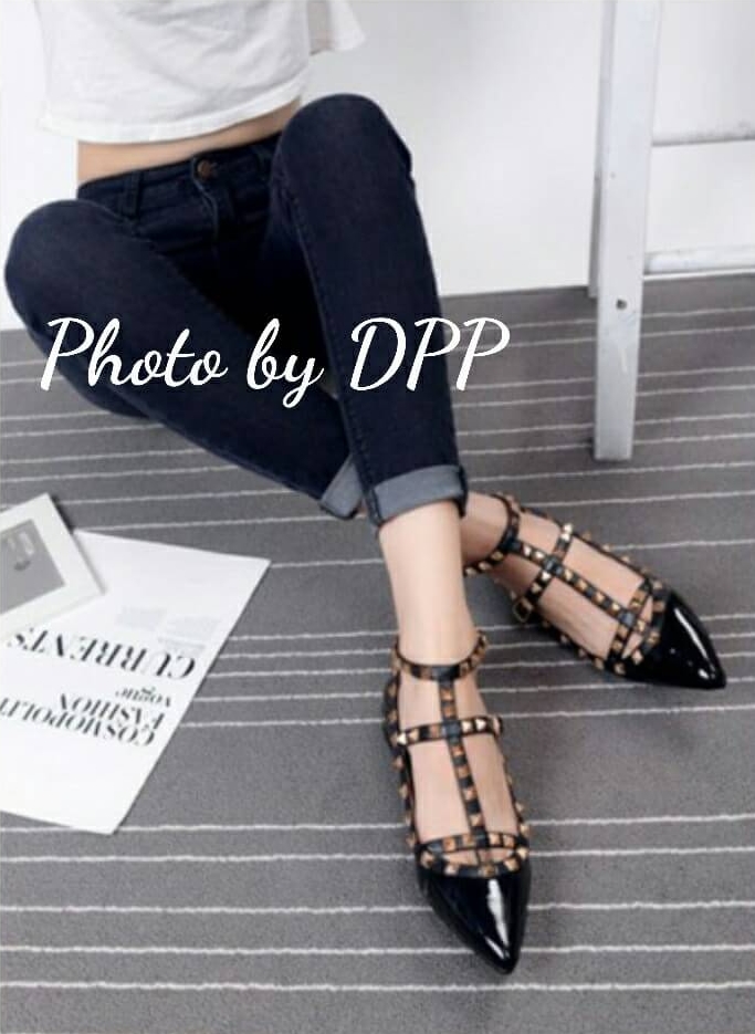รองเท้า Valentino Rockstud Flats 2016 (สีดำ)