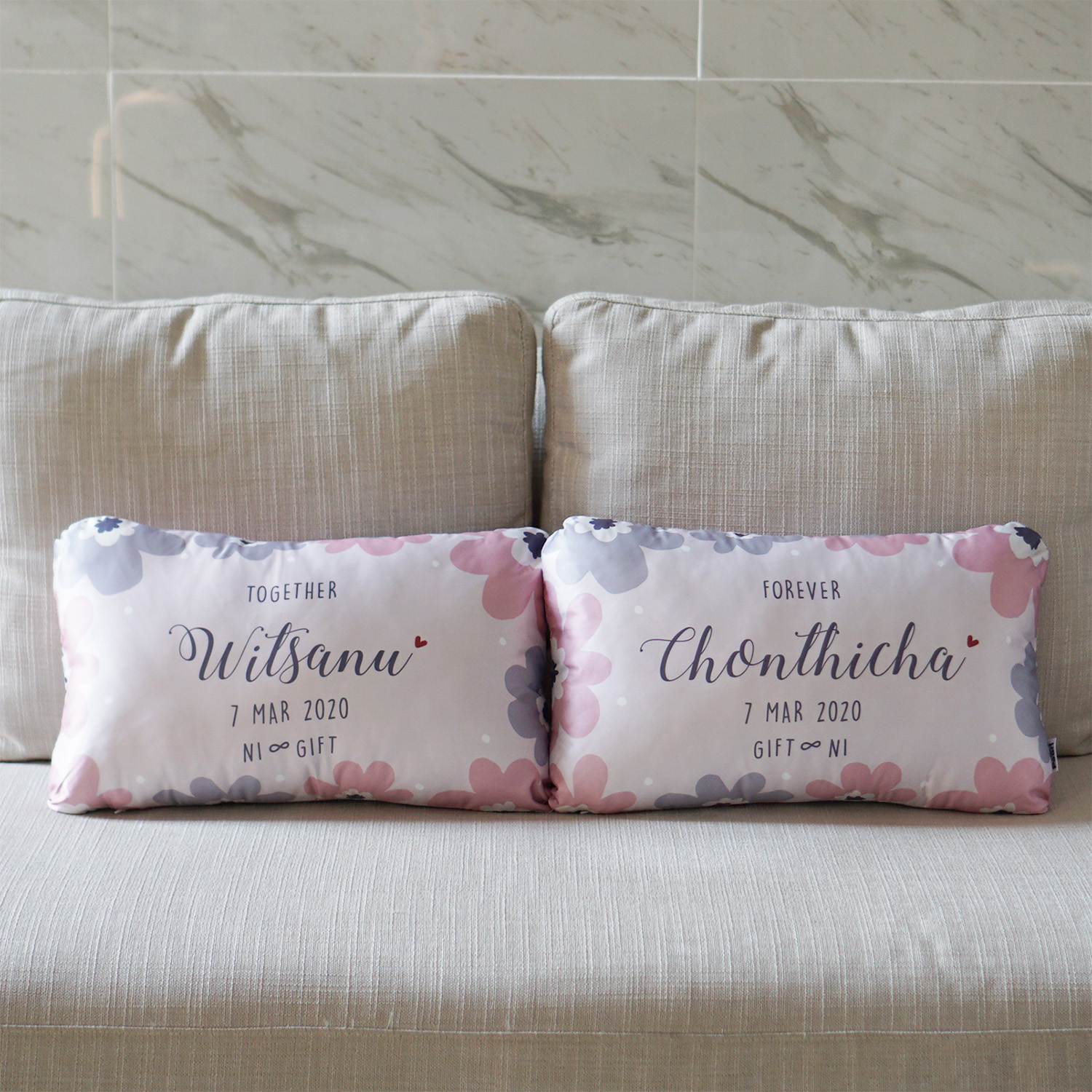 หมอนอิงทรงสี่เหลี่ยมยาว Big Flower - Pink (ราคาต่อใบ)