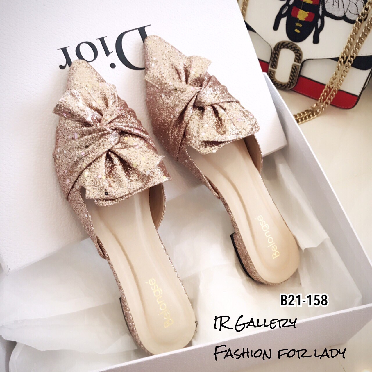 รองเท้าเปิดส้นแต่งโบว์ (สีครีม)