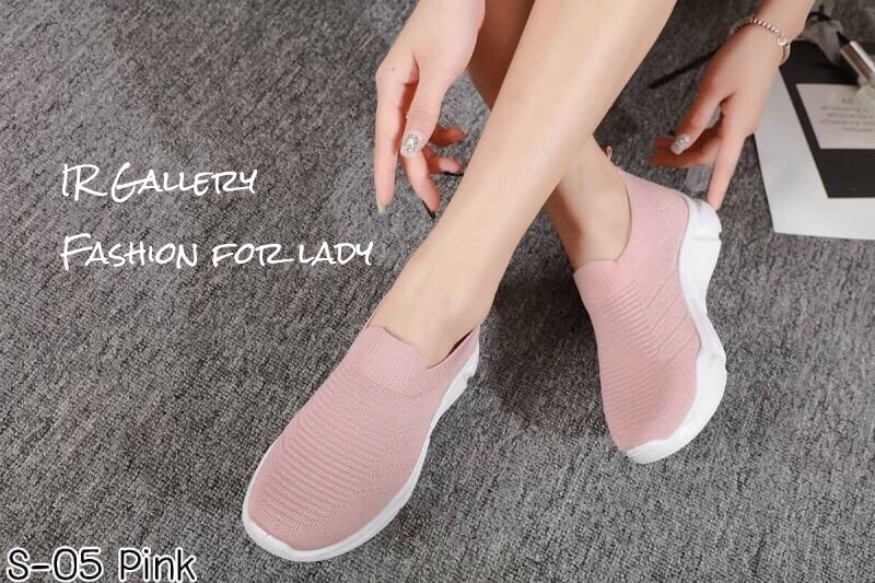 รองเท้าผ้าใบขอบทรงถุงเท้าแต่งกลิตเตอร์ (สีขาว)