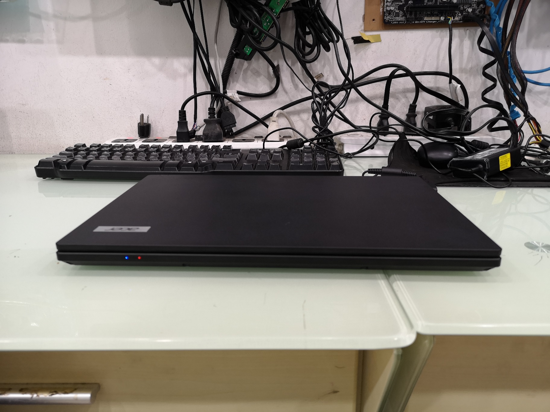 Acer TravelMate P2 TMP2410