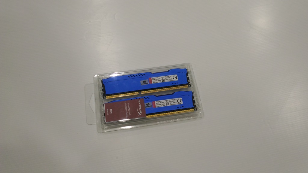KINGSTON HyperX 16GB. 8X2