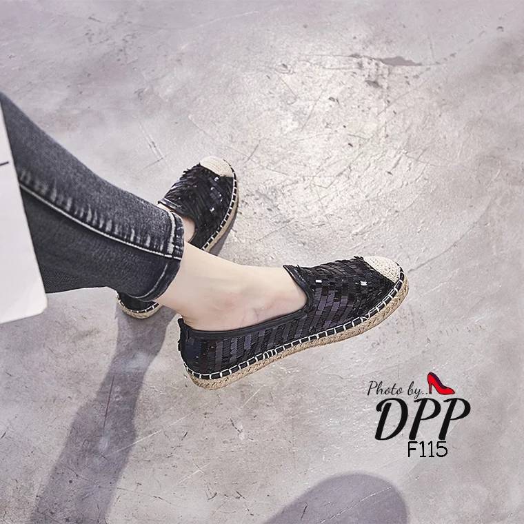 รองเท้าทรงสวมปักเลื่อม (สีเงิน)