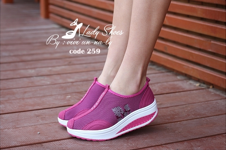 รองเท้าผ้าใบเสริมส้นทรง Sport M (สีบานเย็น)