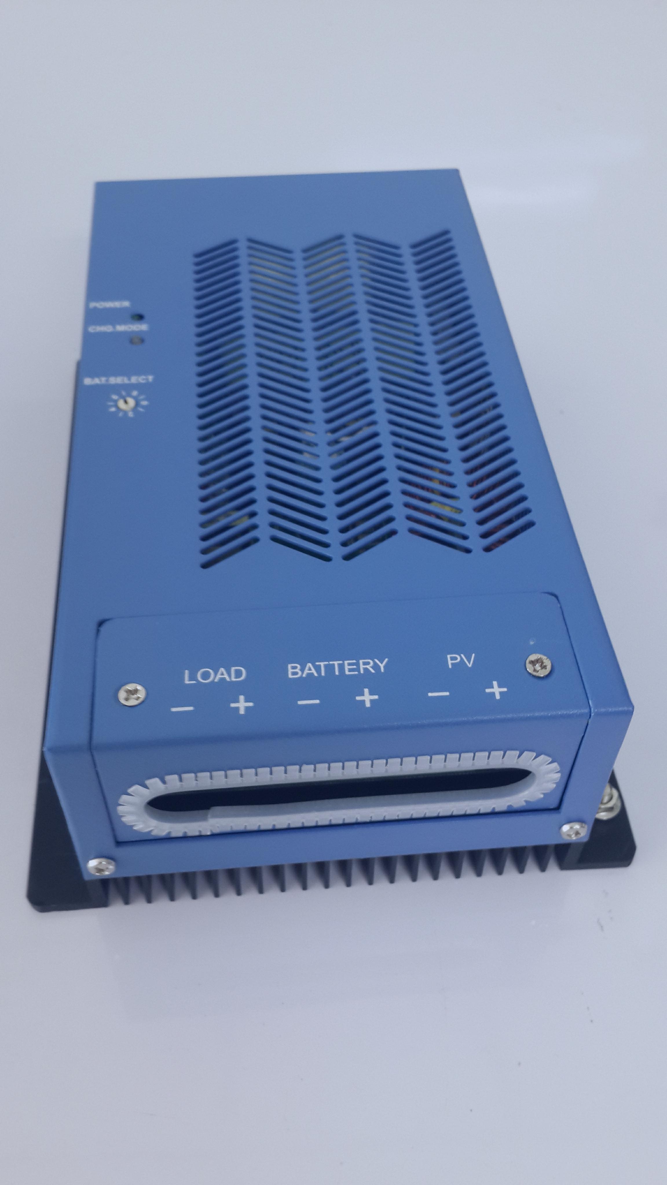 เตรื่องควบคุมการชาร์จ 40A12/24V/MPPT