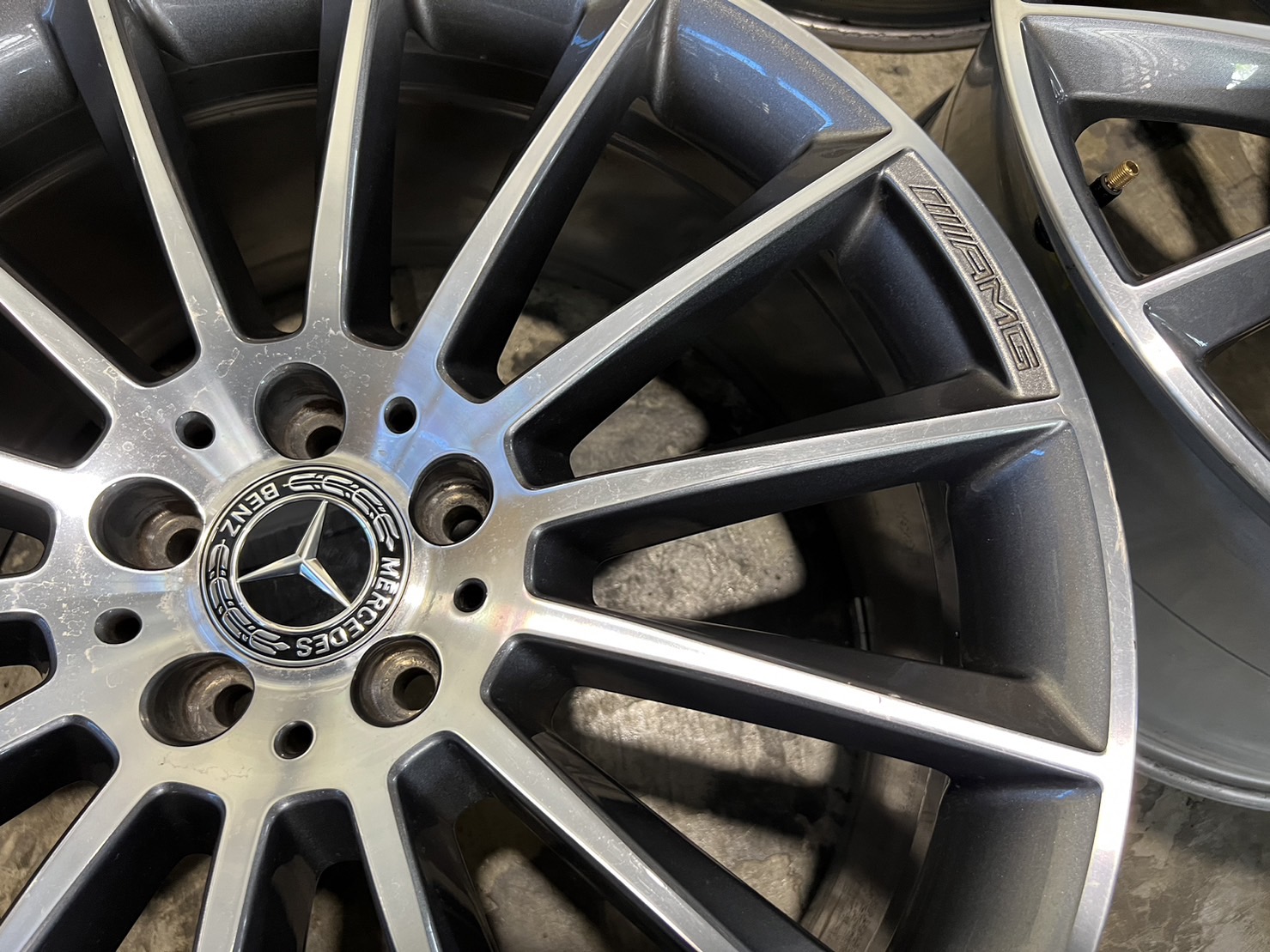 ล้อเบนซ์แท้ AMG Mutispoke 21 นิ้ว W167 GLE