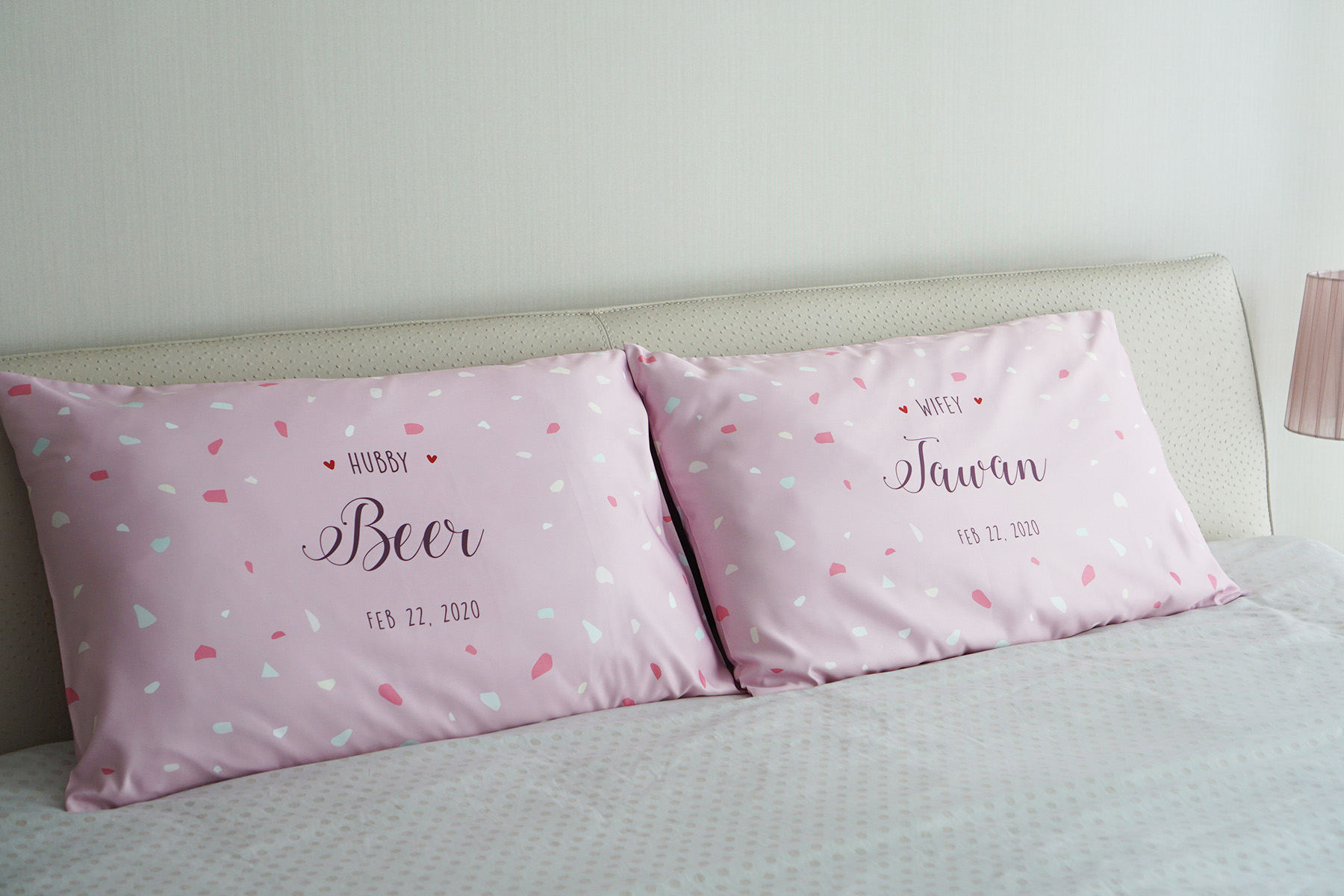 ปลอกหมอนหนุนคู่ พิมพ์ลายเต็มผืน Terrazzo - Pink
