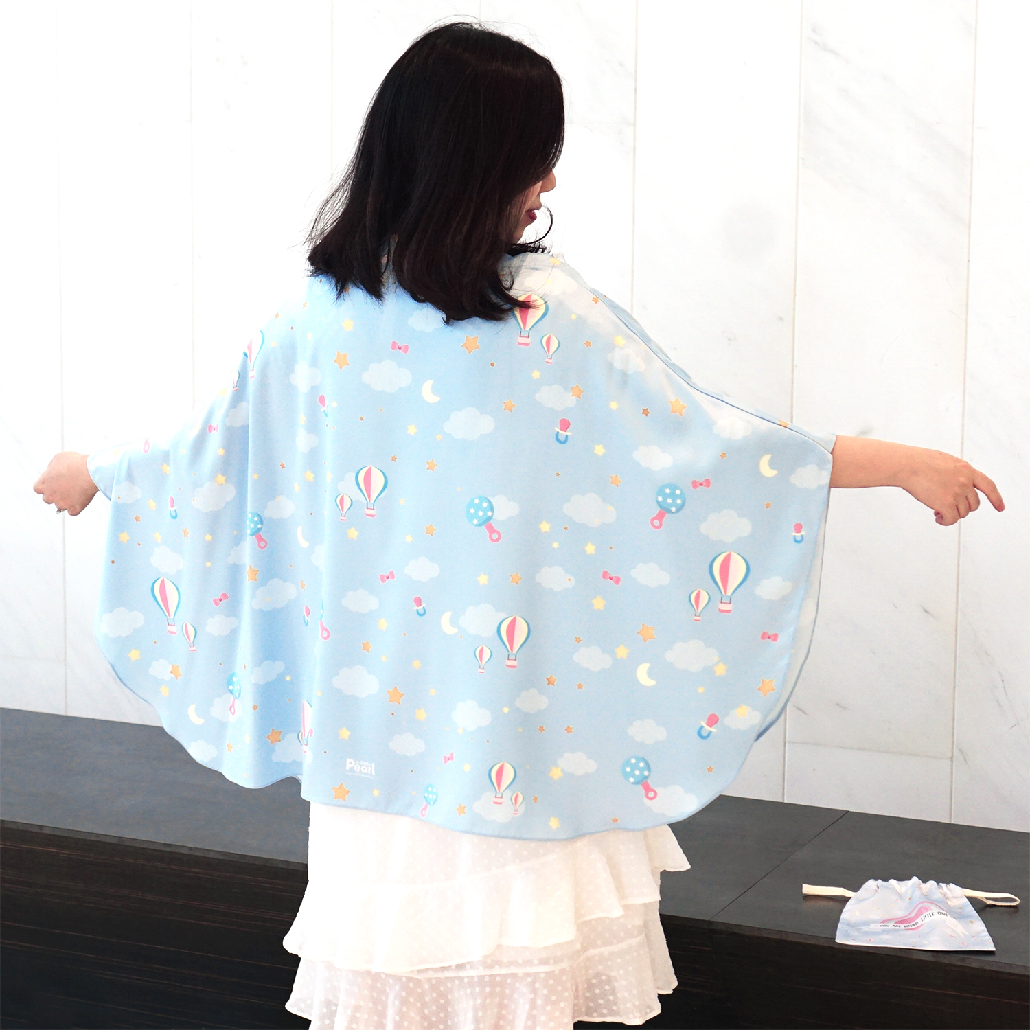 ผ้าคลุมให้นม (รุ่นมีกระดุม ถอดโครงได้) พร้อมส่ง ลาย Rabbit & Rainbow - Blue