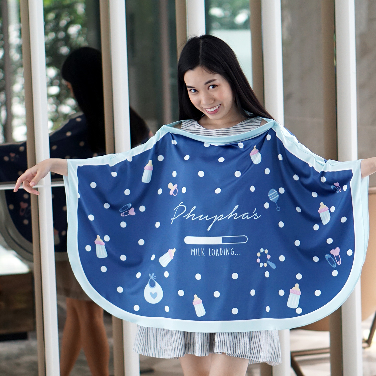 ผ้าคลุมให้นม สั่งทำใส่ชือ ลาย Polka Dot - Milk - Navy
