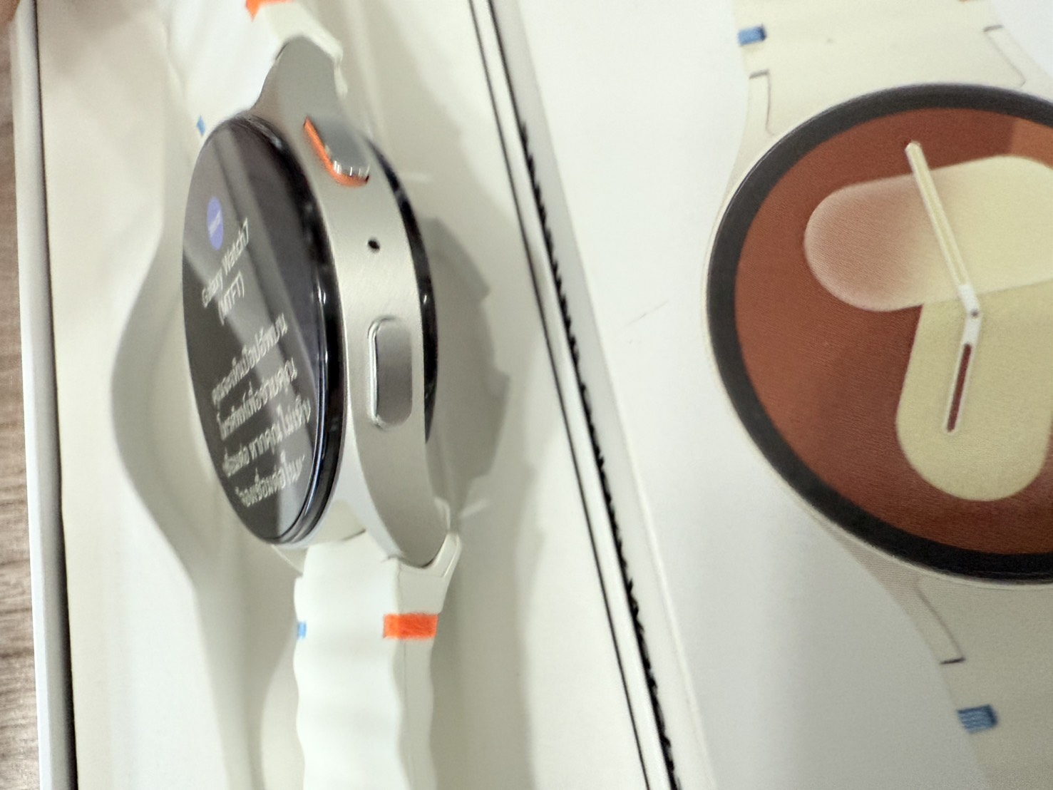 สมาร์ทวอทช์ Samsung Galaxy Watch 7+สายชาร์จ (40mm Cream)