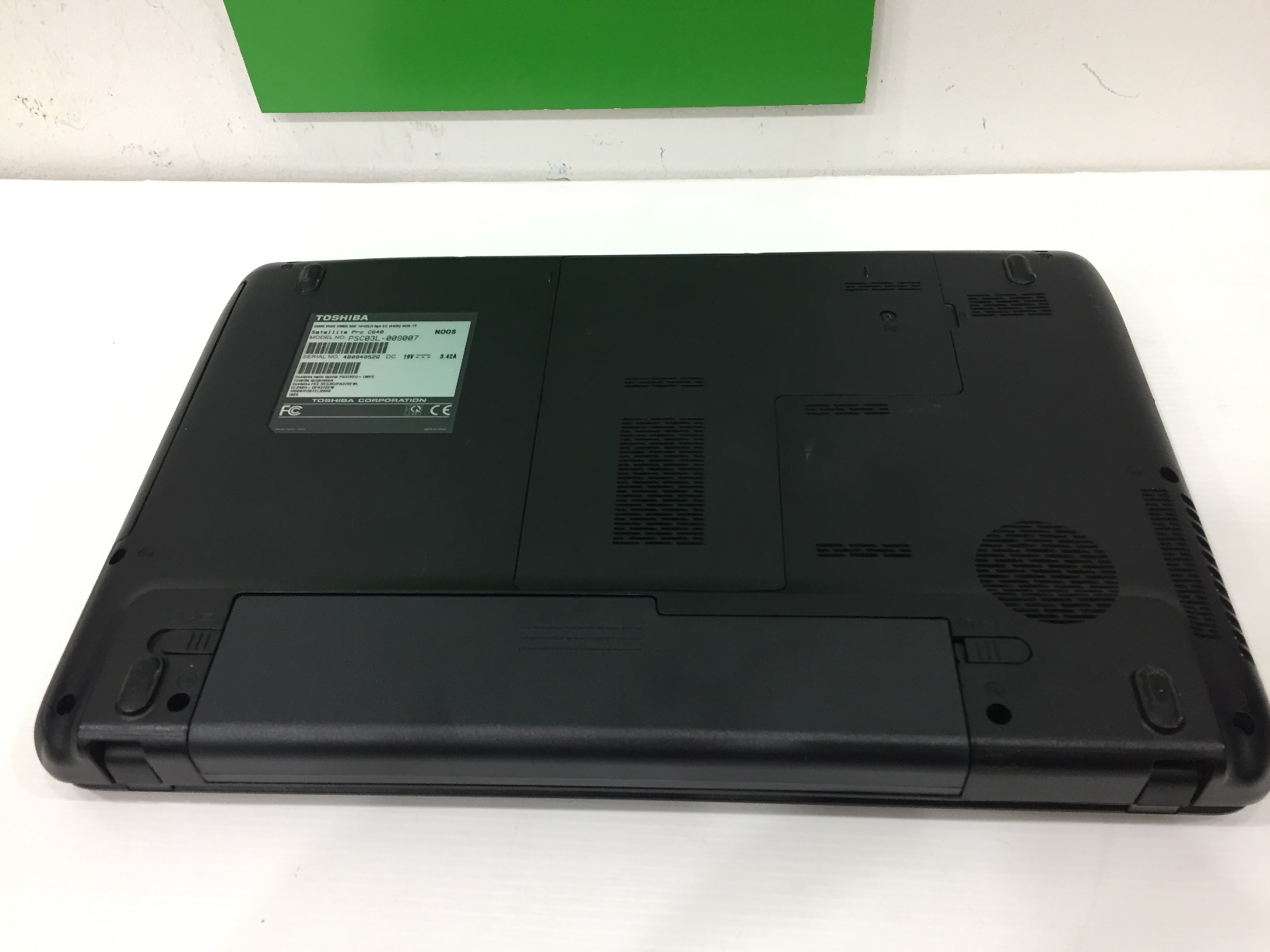 TOSHIBA Satellite C640