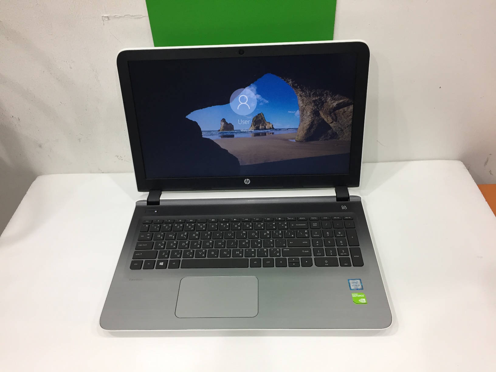 HP Pavilion 15-ab210TX