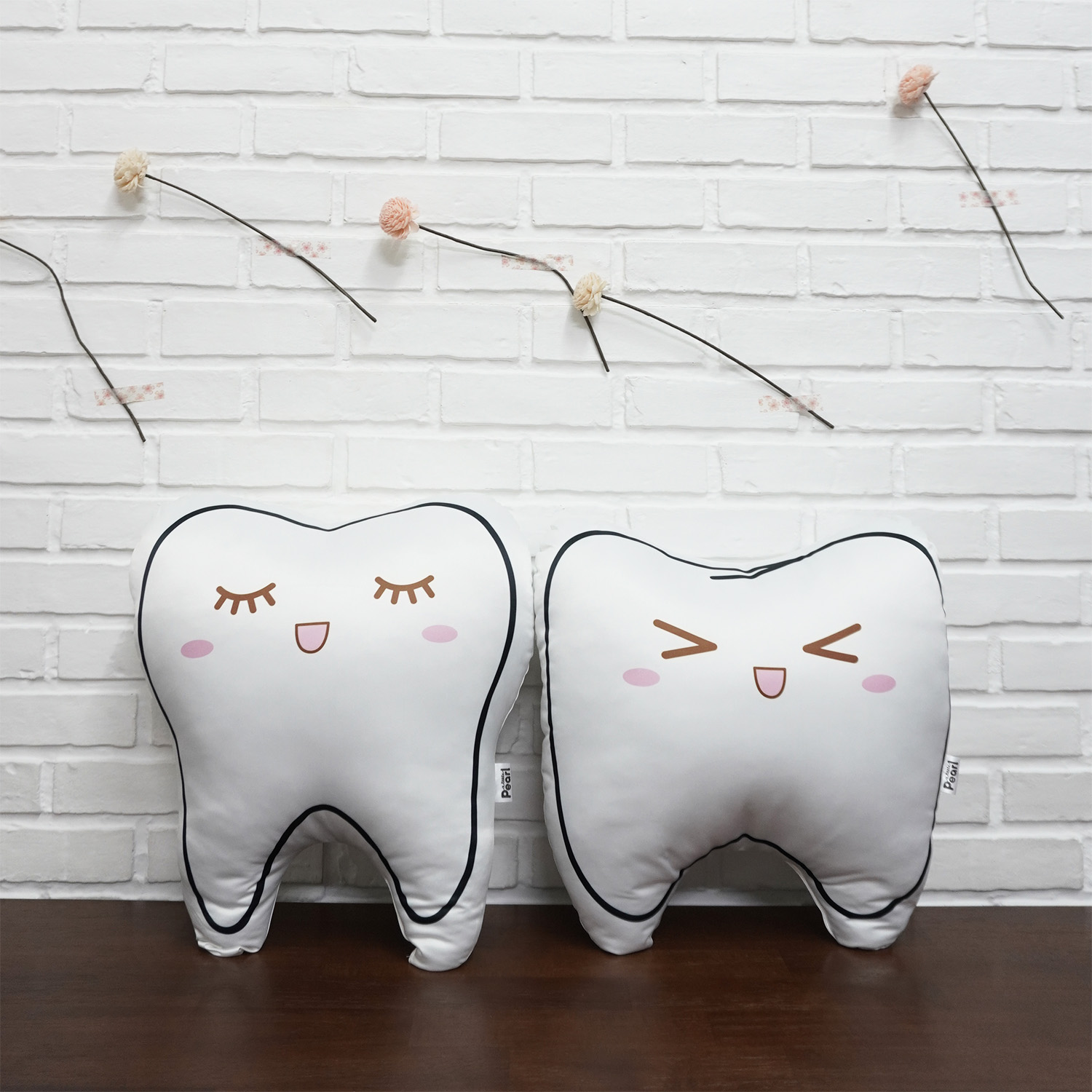 หมอนสั่งทำใส่ข้อความ ลายฟัน - Tooth