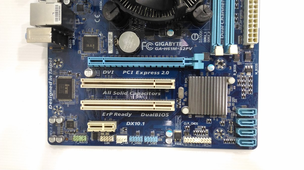 GA-H61M-S2PV + intel G1610 + พัดลมแท้ + ฝาหลัง