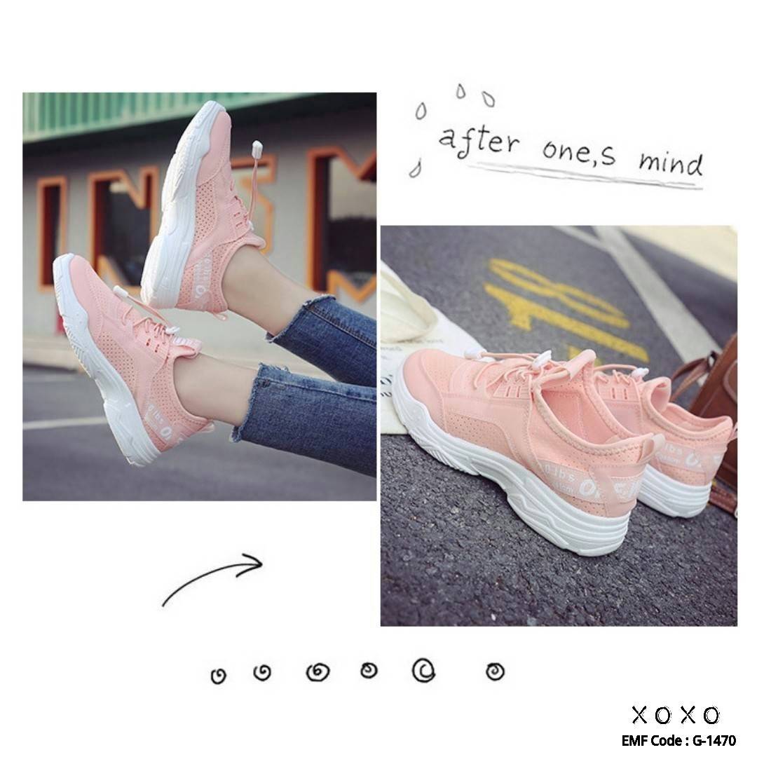 รองเท้าผ้าใบเสริมส้นทรงSportฉลุรู (สีขาว)