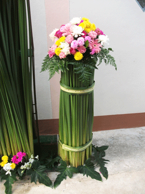 เสาดอกไม้ (กก) SK 005 - ราคาเสาละ 1,890 บาท (10 เสาขึ้นไป เสาละ 1,590)
