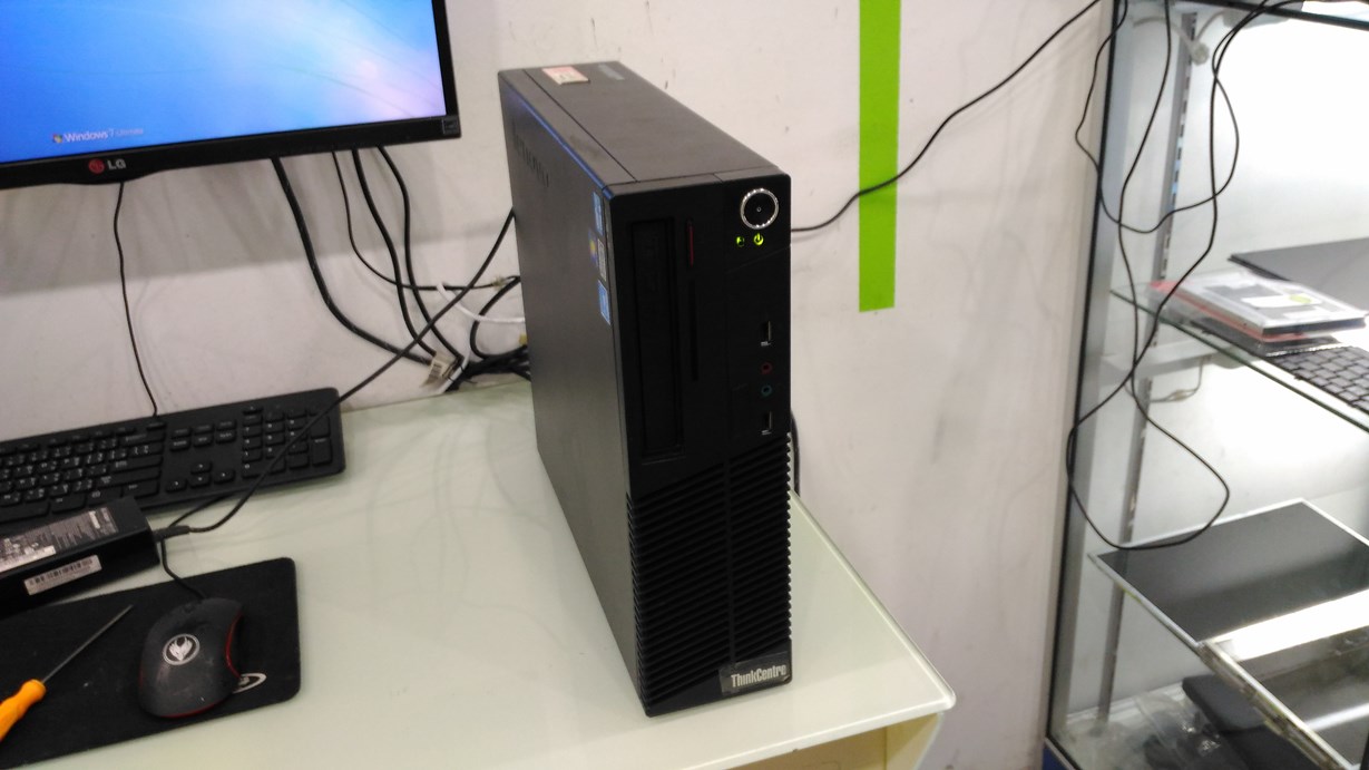 LENOVO ThinkCentre M72e i3-2130