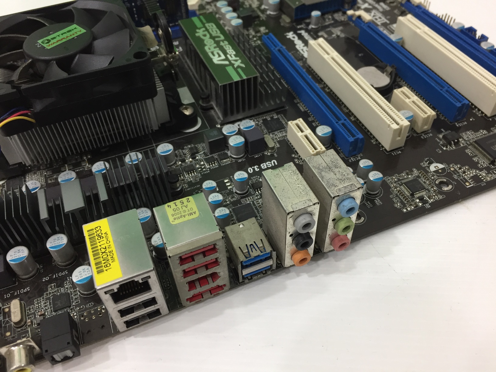 ASRock 970 Extreme4 AM3+